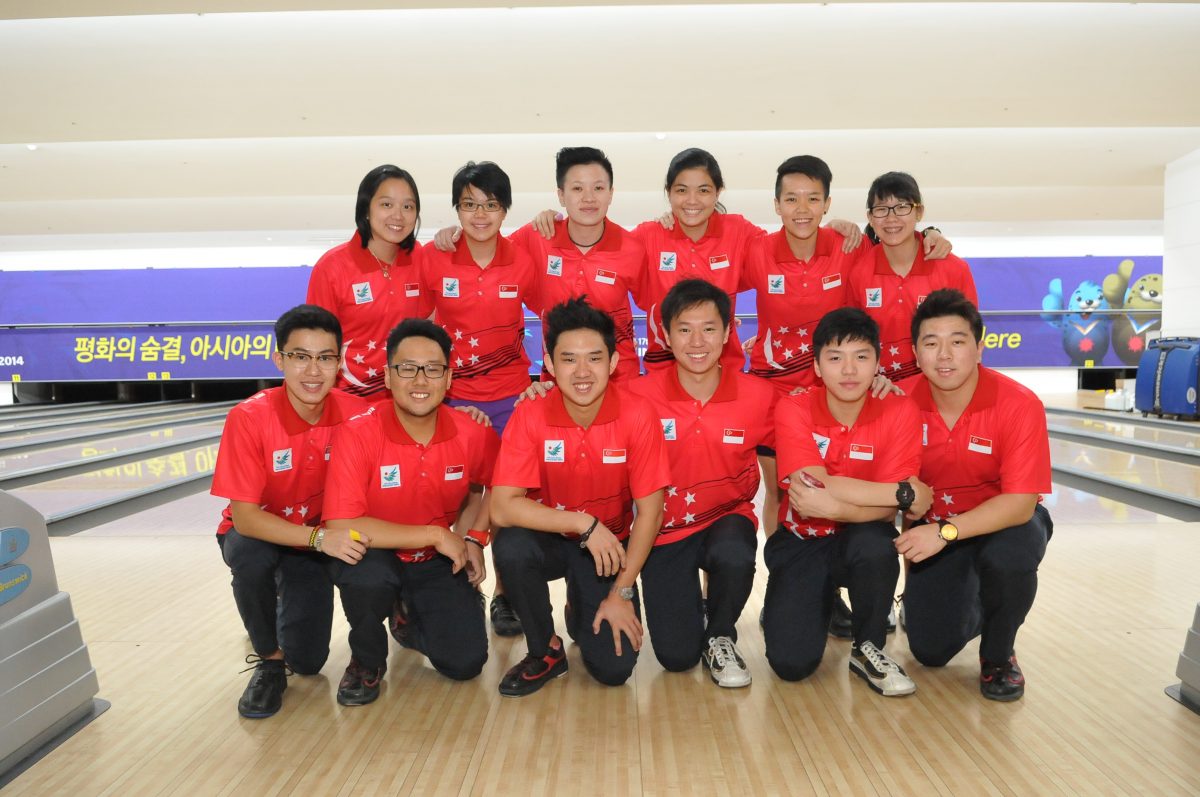 Singapore bowlers going through practice Singapore Bowling Federation